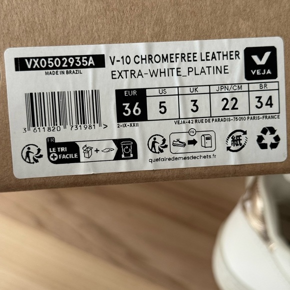 Veja V-10 Chromefree Leather Extra-White Platine Size 36 US 5 - Picture 10 of 11